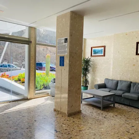 9 Apartment *